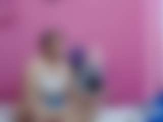 brunnette-hot's Live Sex Cam Show