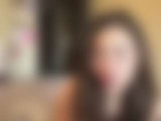 Live cam show with DeeannaAmidon - Shaved on SpankPalCams