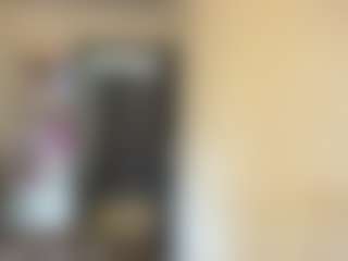 Live cam show with Ellie - Oil on Camsoda