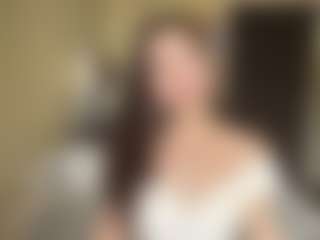 Live cam show with Ellie - Shaved on parknlotfishbdy