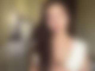 Live cam show with Ellie - Shaved on Camsoda