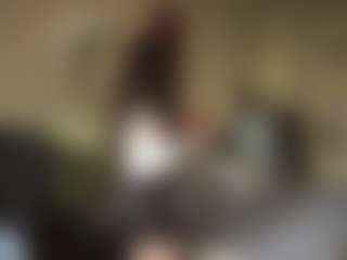 Ellie's Live Sex Cam Show