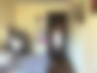 Ellie's Live Sex Cam Show