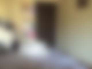 Live cam show with Ellie - Oil on Strip Flash - Live Sex Shows