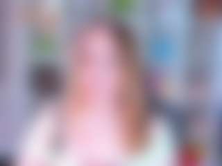 Live cam show with Emmaa-Kimm - Moaning on Camming Site
