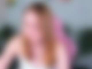 Live cam show with Emmaa-Kimm - Ice on LiveSexCams6
