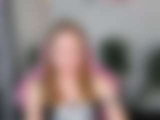 Live cam show with Emmaa-Kimm - Oil on Fling VIP Chat