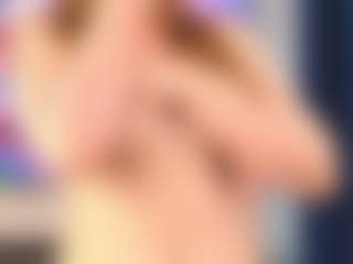Live cam show with IvelisseMotteshard - Young Adult on Streamer API