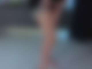 Live cam show with IvelisseMotteshard - Young Adult on Milfs Live