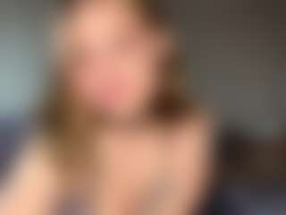 Julia's Live Sex Cam Show