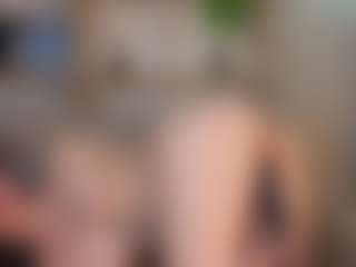 Live cam show with Sasha-Misss - Facial Piercings on AdultVida.com