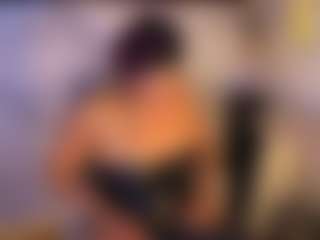 Live cam show with AmbberNixx - Middle Aged on xxxlivecams.org