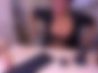 Live cam show with AmbberNixx - Mature MILF on Fling VIP Chat