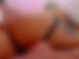 FoxySerenaX's Live Sex Cam Show