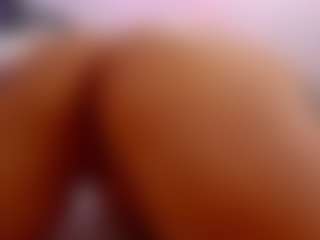 Live cam show with FoxySerenaX - Creampie on Camsoda