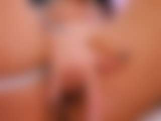 Live cam show with FoxySerenaX - Joi on TeamSkeetLive