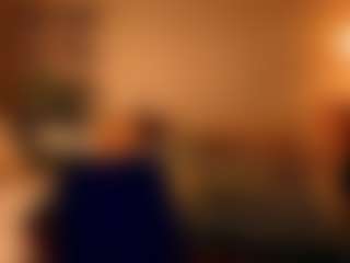 Live cam show with Ariana - Fuck on CamClone