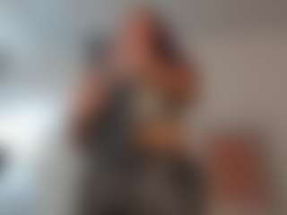 Live cam show with Nova-Silk - Red Hair on Camming Site