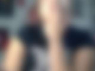 Show de cam en vivo con sandyfuckass - Red Hair Squirt en Camsoda