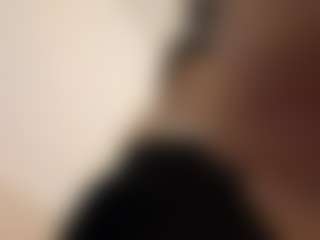 Live cam show with TheolaKassis - Small Tits on 1on1-livenow