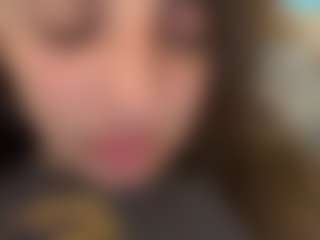 Live cam show with TheolaKassis - Normal on Dare Cams