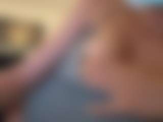 Live cam show with TheolaKassis - Granny on madthumbs