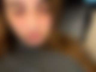 Live cam show with TheolaKassis - Hairy Pussy on instabang