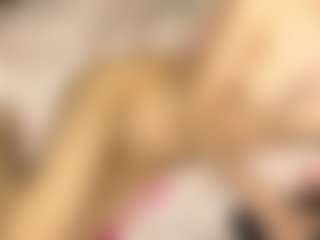 VennieSotolongo's Live Sex Cam Show