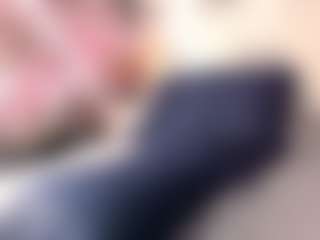 Live cam show with Zhayabarkas - Oil on Camming Site