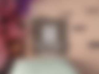 Live cam show with Zhayabarkas - Black Shaved Pussy on eurowanks.com