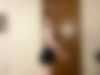 CoraScheno's Live Sex Cam Show