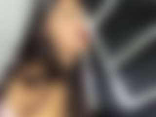 Live cam show with cristalxht - Ass Bouncing on parknlotfishbdy