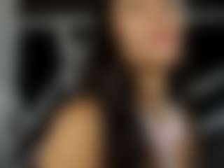 Live cam show with cristalxht - Bikini on StripNow