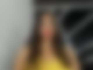 Live cam show with cristalxht - Bikini on CamwithHer