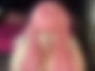 Live cam show with DemiLilllly - Green Eyes on livesuperchat.net