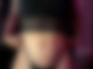 Live cam show with KishaSchindeldecke - Brown Hair on luckytryst.com