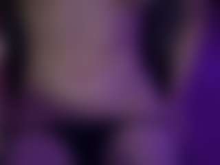 Live cam show with KishaSchindeldecke - Brown Hair on Camsoda