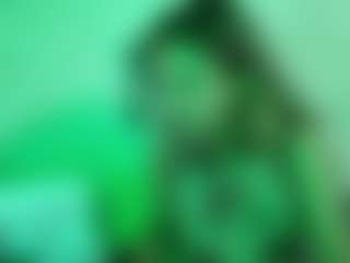 Live cam show with Mira - Cute on AdultVida.com