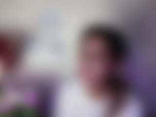 Mira's Live Sex Cam Show