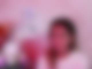 Live cam show with Mira - Upskirt on CSO-WL