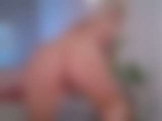Live cam show with salomestorm - Ass Bouncing on Camsoda
