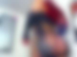 Live cam show with voguebich - Gray Eyes on sexytreat.net