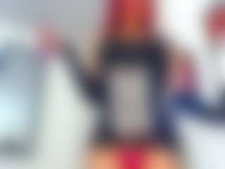Live cam show with voguebich - Gray Eyes on boobsie.com