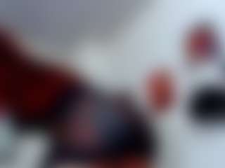 Live cam show with voguebich - Gray Eyes on madthumbs