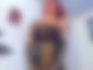 Live cam show with voguebich - Gray Eyes on madthumbs