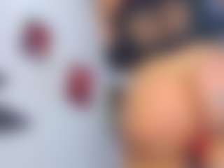 voguebich's Live Sex Cam Show
