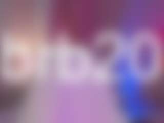 Live cam show with Elvienne - Smoke on StripNow