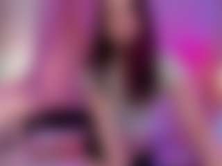 Live cam show with Elvienne - Smoke on hrnylive.com