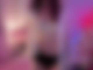 Live cam show with Elvienne - Gray Eyes on AdultVida.com