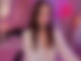 Live cam show with Elvienne - Green Eyes on TeamSkeetLive